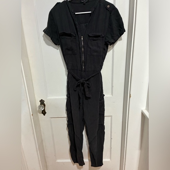 Velvet Heart Black Jumpsuit with Tie Waist Size L - Picture 6 of 7